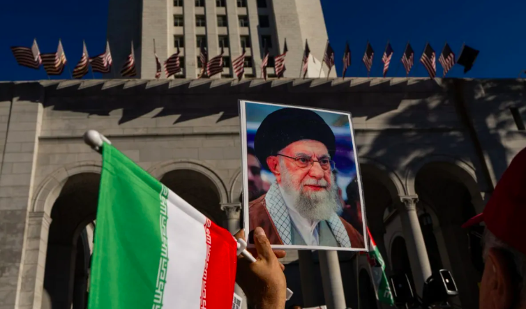 Фото Почему США и Израиль начали военные действия в Иране: причины, хронология, последствия 2 - Сиб.ФМ Фото Почему США и Израиль начали военные действия в Иране: причины, хронология, последствия 2